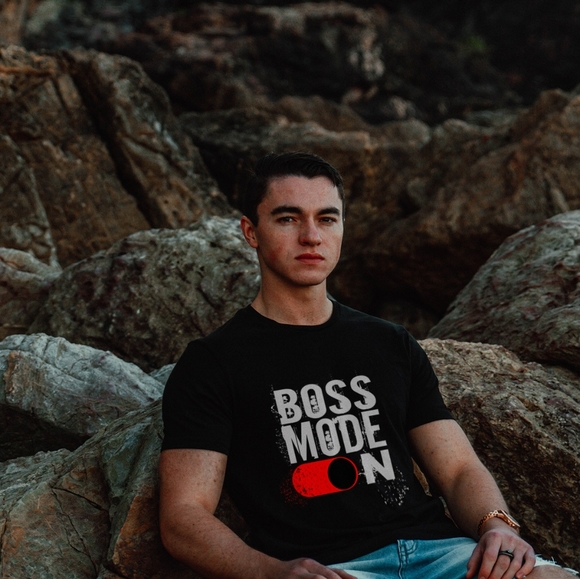 BOSS mode on tshirt - Picture 4 of 5